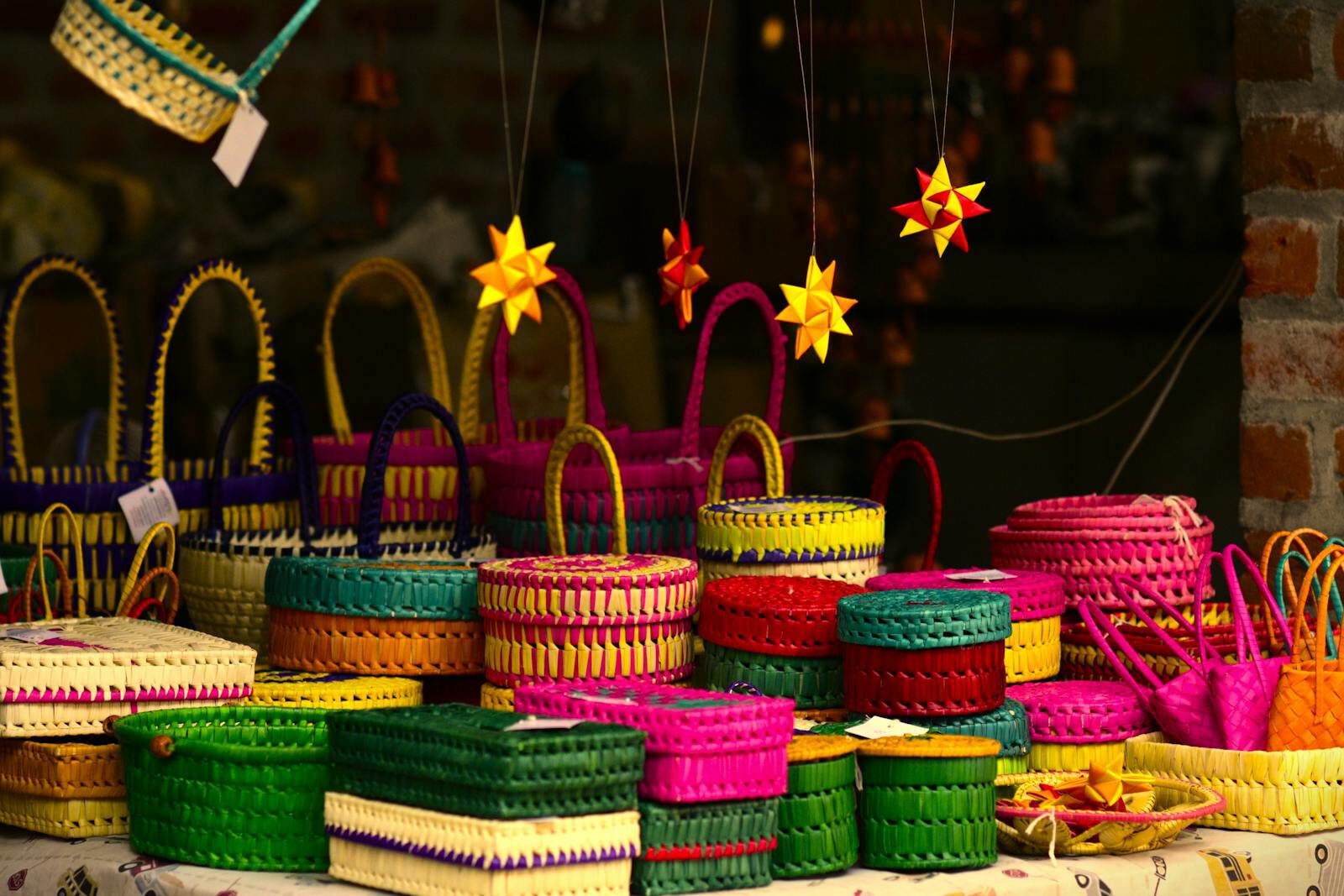 Decorative & Gift Items